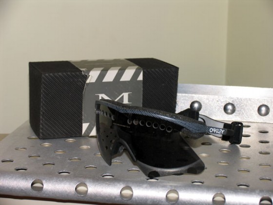 M Frame Slash in Fingerprint / Black Iridium