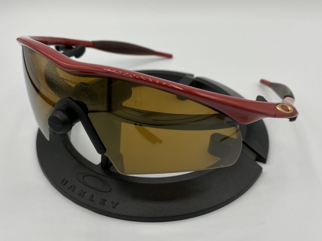 New M Frame New Hybrid in Risk Taker / Dark Grey