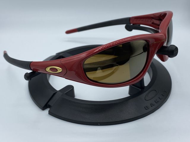 New Straight Jacket in Crimson / Gold Iridium