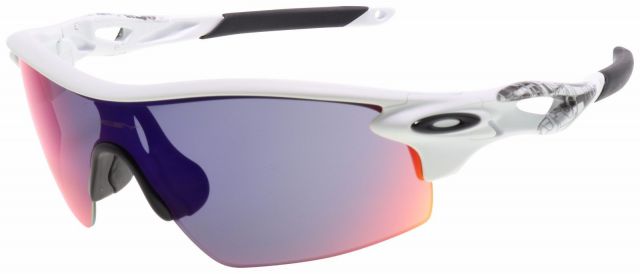 RadarLock Pitch in White w/Text / +Red Iridium