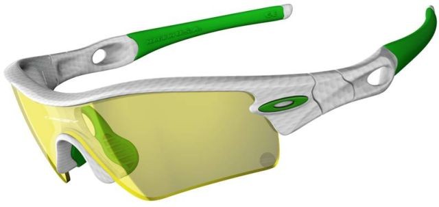 Radar Path in Polished White Golf Ball / H.I. Yellow