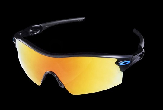 Radar Pitch in Black / Fire Iridium