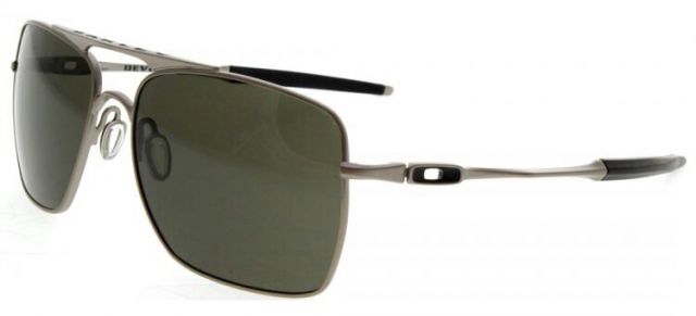Deviation in Light / Dark Grey