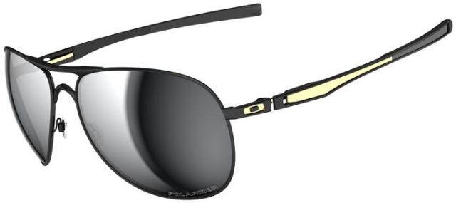 Plaintiff in Matte Black / Grey Polarized